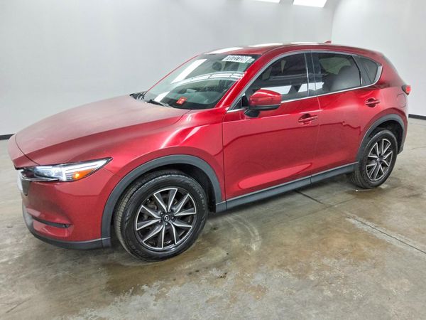 2018 MAZDA CX-5 Grand Touring — Front 3/4