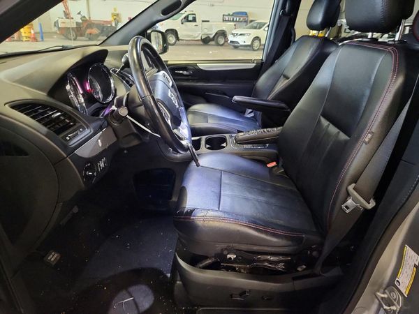 2017 DODGE GRAND CARAVAN GT — DENT
