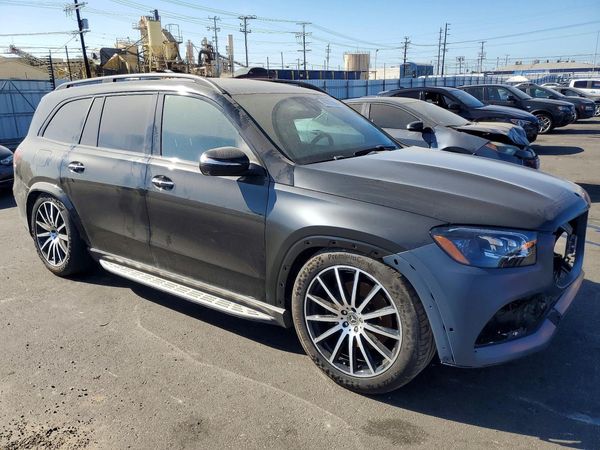 2024 MERCEDES-BENZ GLS-CLASS — Passenger 3/4