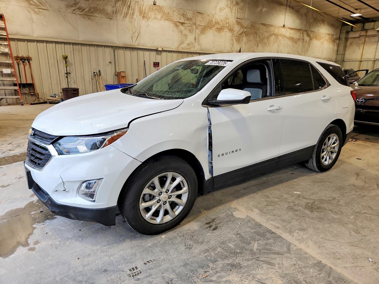2019 CHEVROLET EQUINOX LT (1LT) — Front 3/4