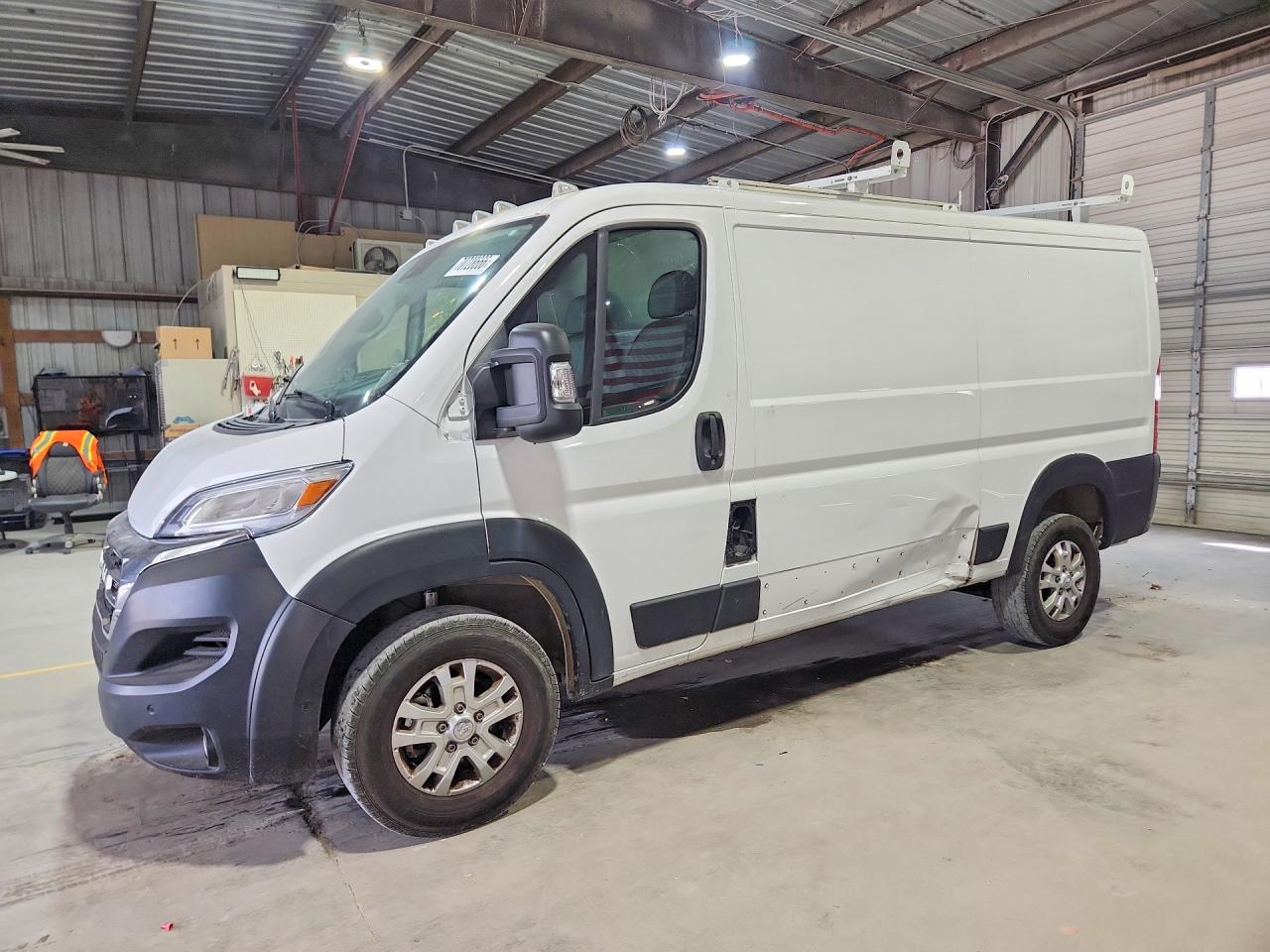 2025 RAM PROMASTER 1500 — Front 3/4