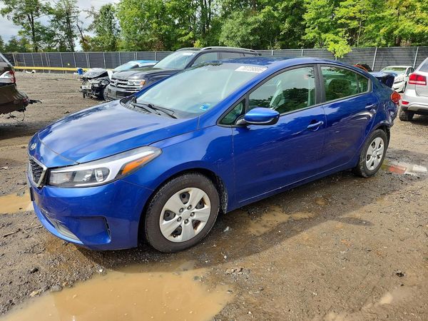 2017 KIA FORTE — DSFA — Front 3/4
