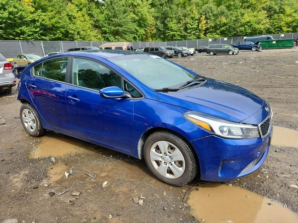2017 KIA FORTE LX Popular, S — Passenger 3/4