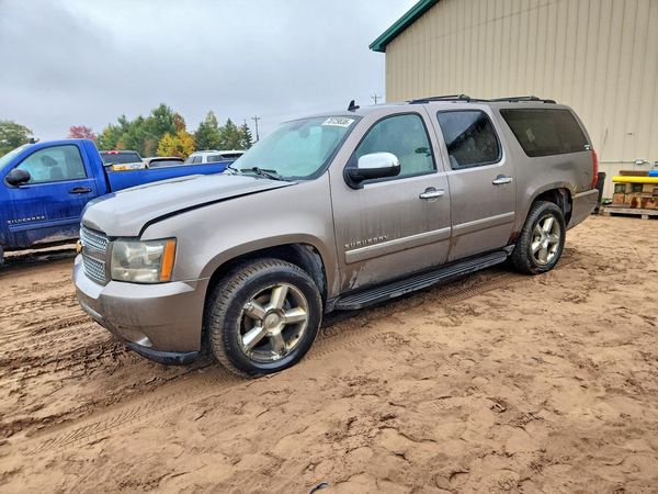 2012 CHEVROLET SUBURBAN LTZ — Front 3/4