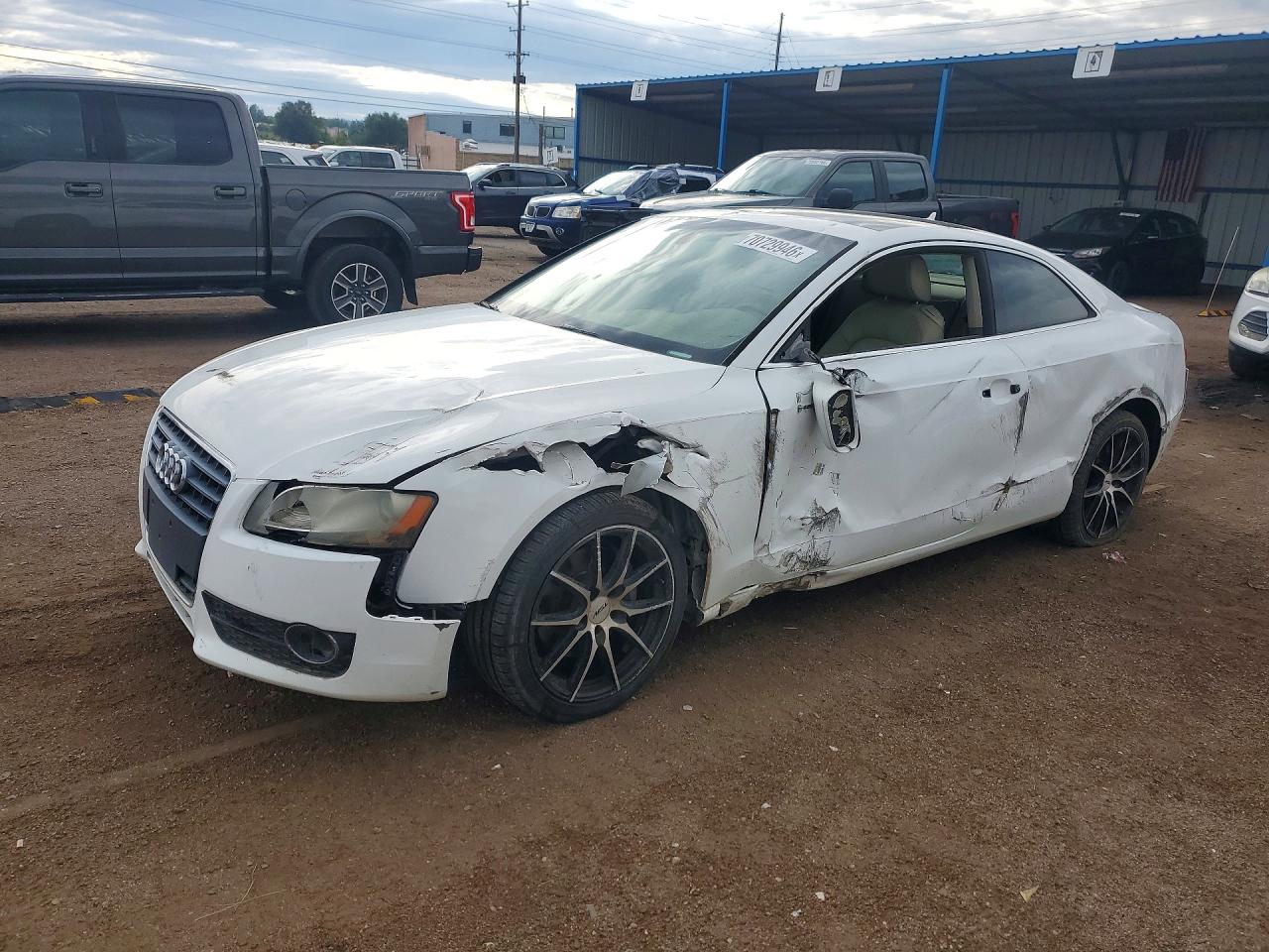 2012 AUDI A5 quattro Premium — Front 3/4