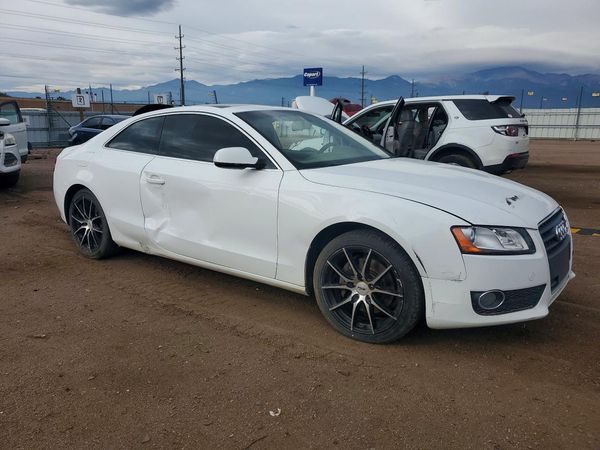2012 AUDI A5 quattro Premium — Passenger 3/4