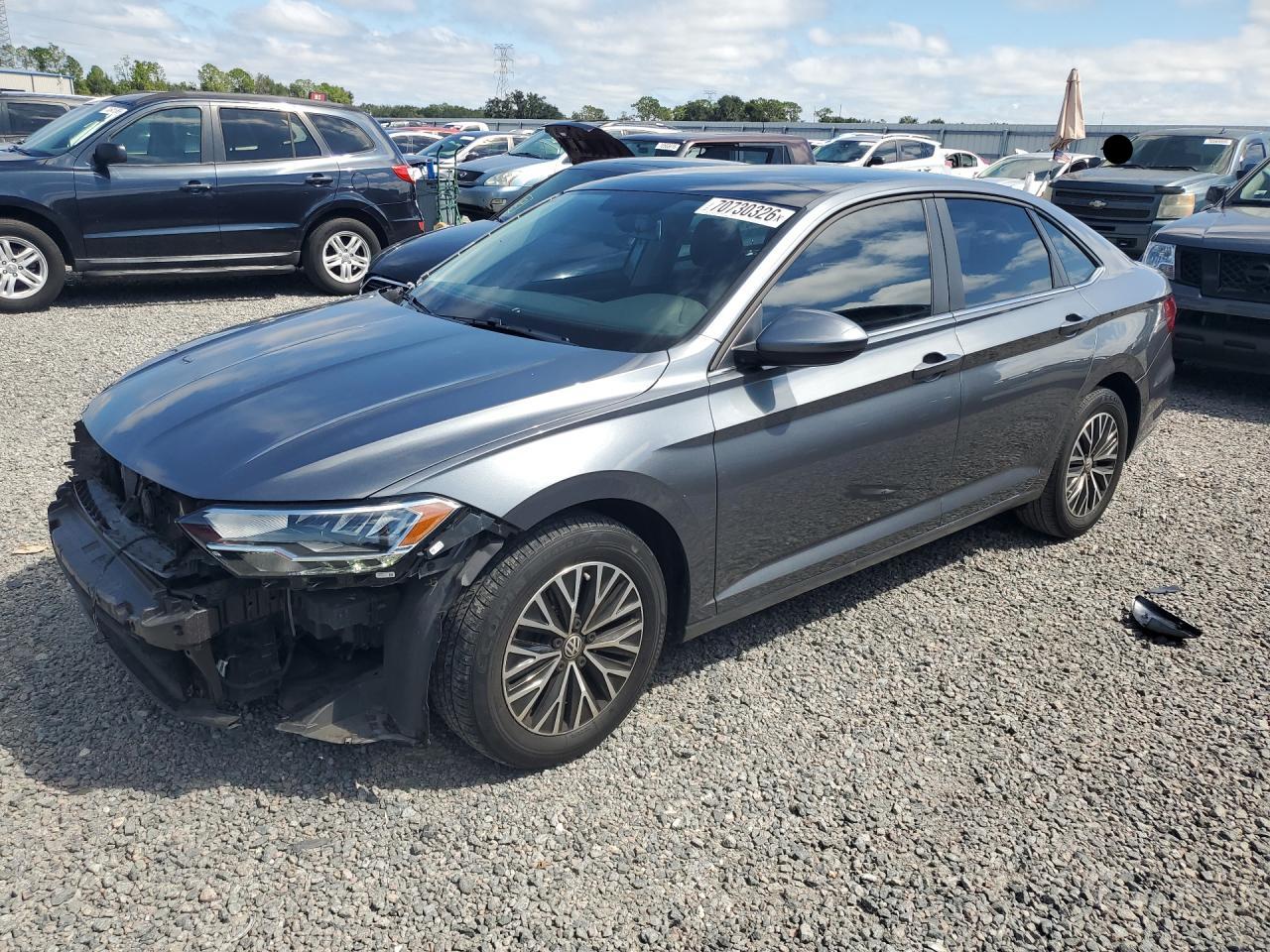 2019 VOLKSWAGEN JETTA S, SE, R-Line — Front 3/4