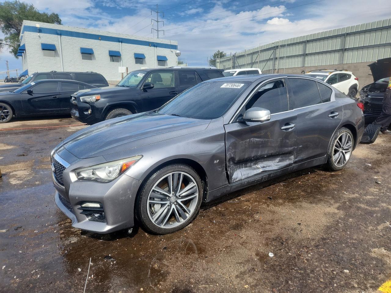2014 INFINITI Q50 — Front 3/4