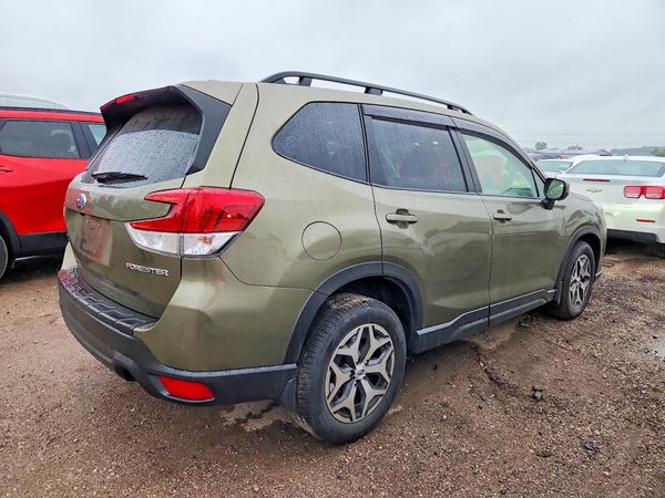 2022 SUBARU FORESTER Premium — PSRA