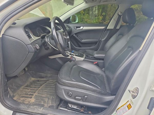 2012 AUDI A4 quattro Premium — DENT