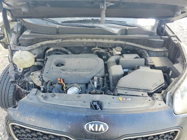2017 KIA SPORTAGE EX — Engine bay