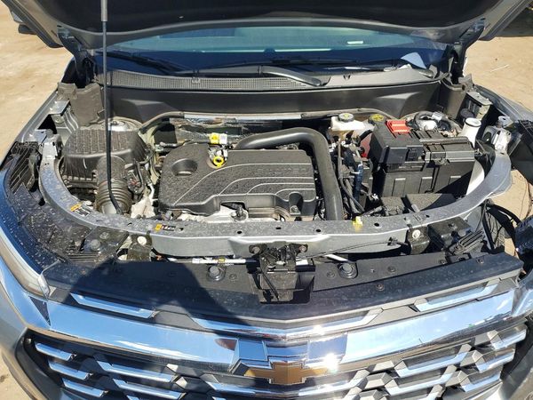 2026 CHEVROLET EQUINOX 1LT — Engine bay