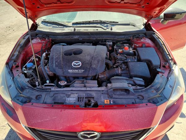2014 MAZDA 3 SV/Base — Engine bay