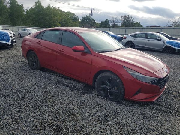 2021 HYUNDAI ELANTRA SEL — Passenger 3/4