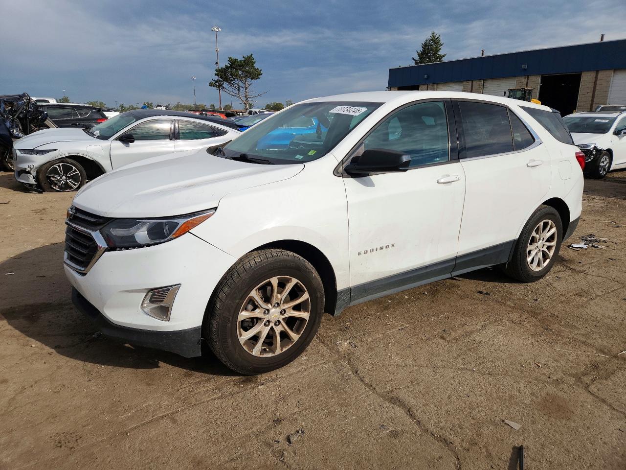 2018 CHEVROLET EQUINOX LS — Front 3/4