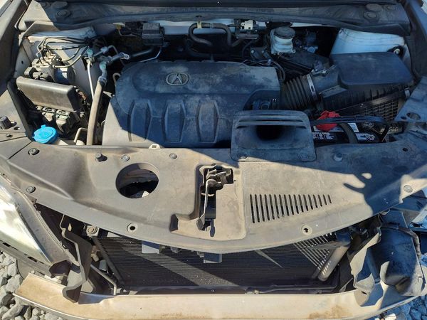 2018 ACURA RDX — Engine bay