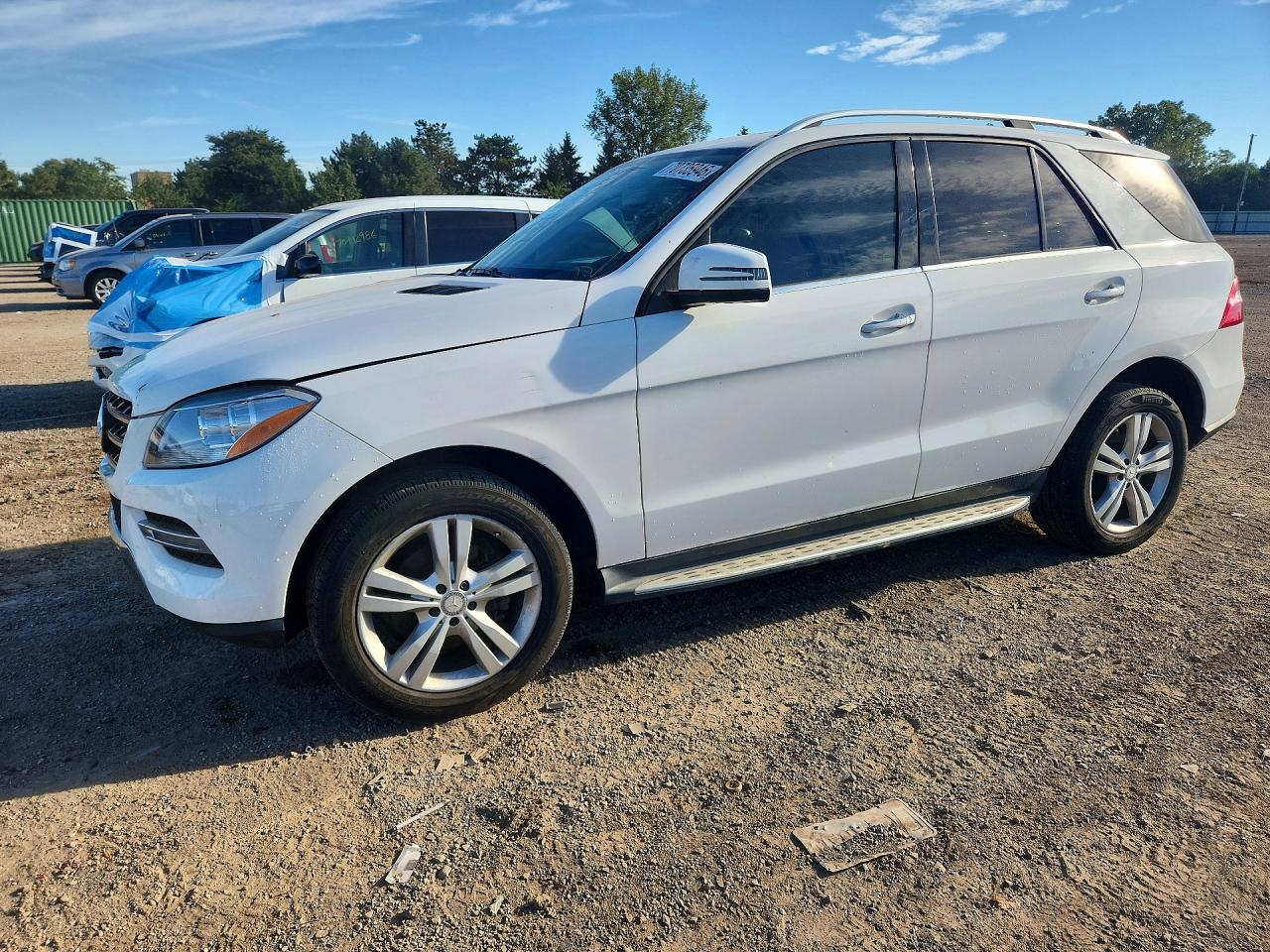 2015 MERCEDES-BENZ ML ML350 — Front 3/4