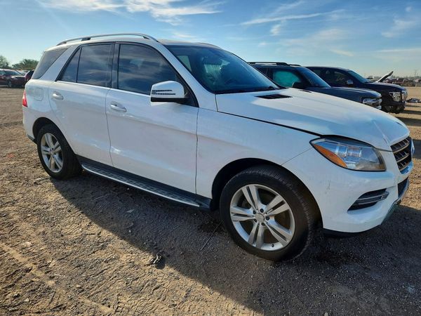 2015 MERCEDES-BENZ ML ML350 — Passenger 3/4