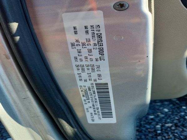 2012 DODGE GRAND CARAVAN SE — VINS