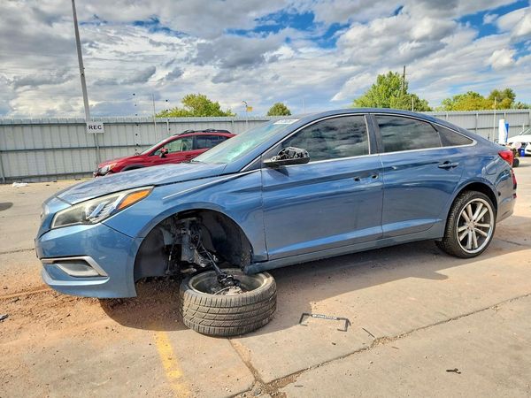 2016 HYUNDAI SONATA — Front 3/4