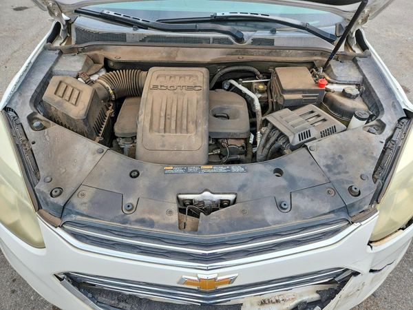 2017 CHEVROLET EQUINOX LT / FL — Engine bay