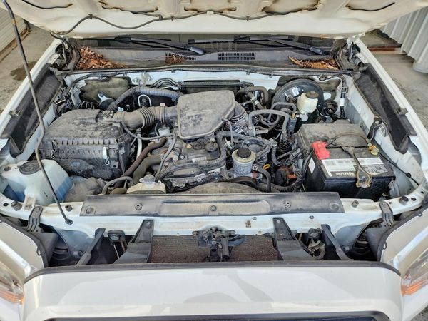 2020 TOYOTA TACOMA SR5 — Engine bay