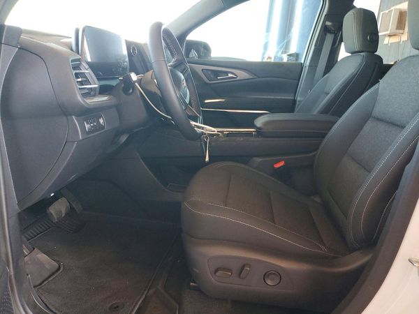 2026 CHEVROLET TRAVERSE LT — DENT