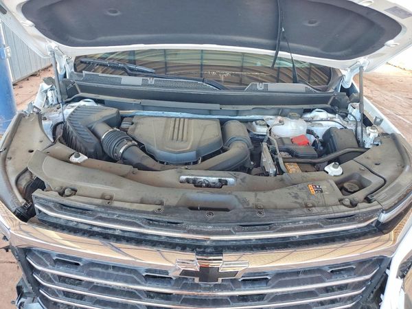 2026 CHEVROLET TRAVERSE LT — Engine bay