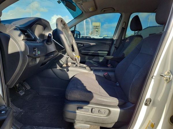 2018 HONDA PILOT EX — DENT