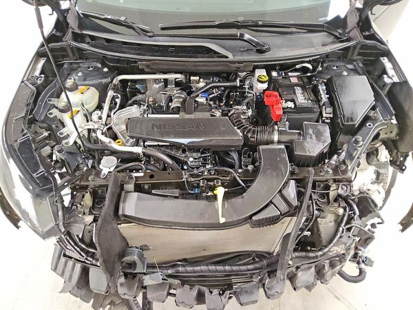 2026 NISSAN ROGUE SV — Engine bay