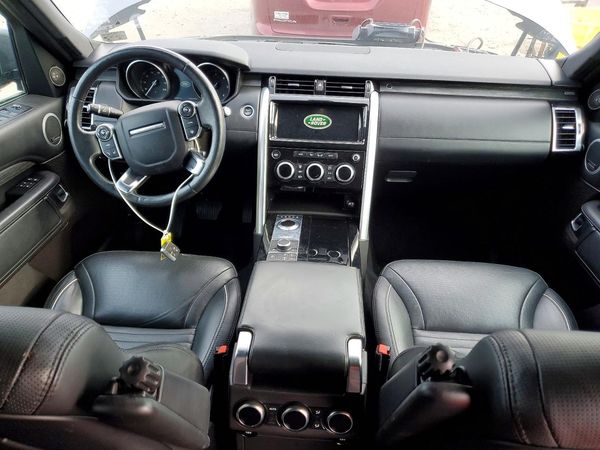 2017 LAND ROVER DISCOVERY HSE Luxury — CKPT
