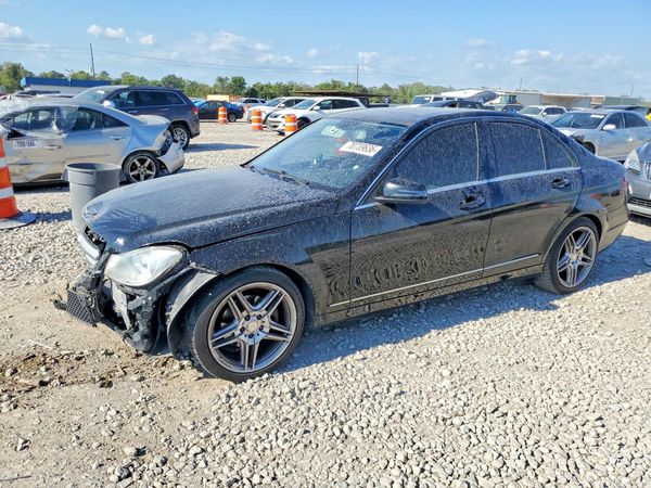2012 MERCEDES-BENZ C-CLASS — DSFA — Front 3/4