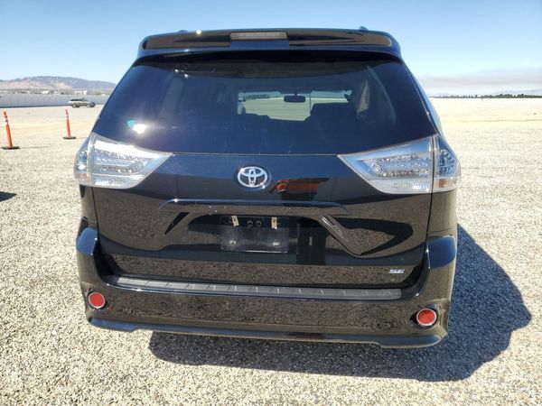 2015 TOYOTA SIENNA — DIRR