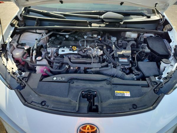2024 TOYOTA PRIUS — Engine bay
