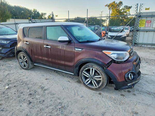 2017 KIA SOUL Plus — Passenger 3/4