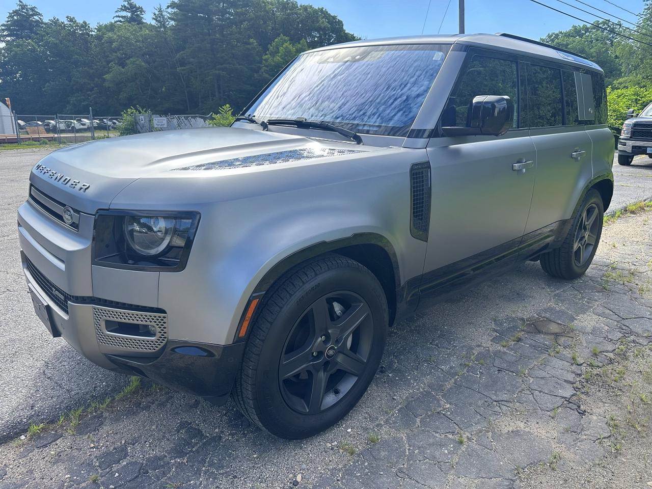 2022 LAND ROVER DEFENDER 110 X-Dynamic SE
