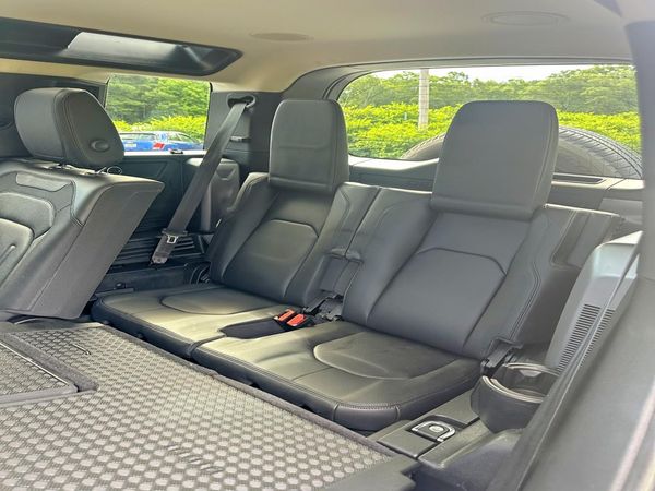 2022 LAND ROVER DEFENDER 110 X-Dynamic SE