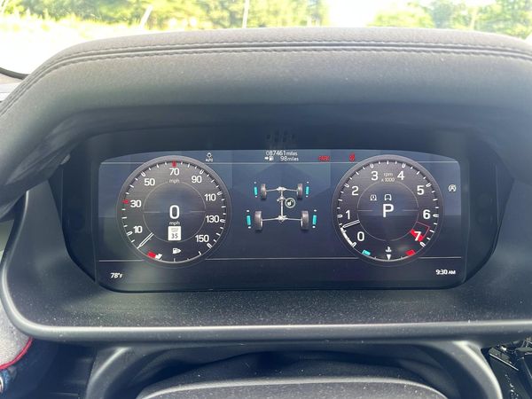 2022 LAND ROVER DEFENDER 110 X-Dynamic SE
