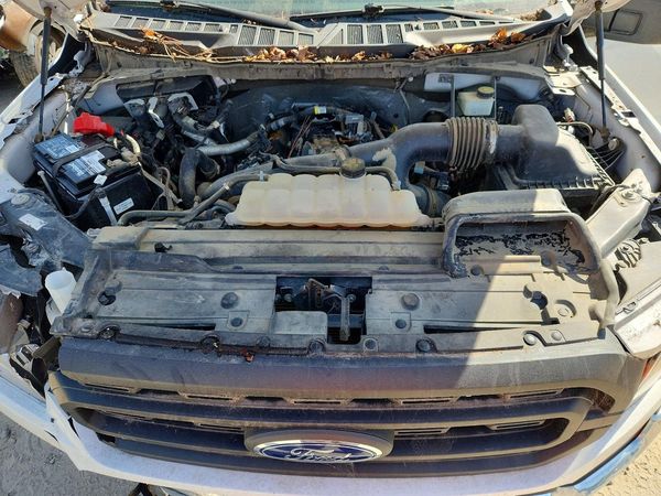 2023 FORD F150 SuperCrew — Engine bay