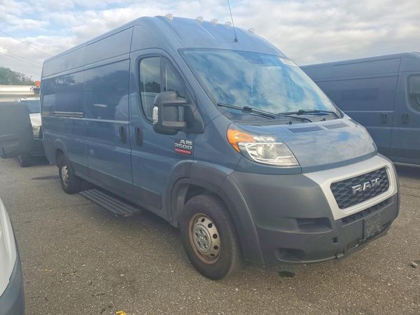 2021 RAM PROMASTER 3500 — Passenger 3/4