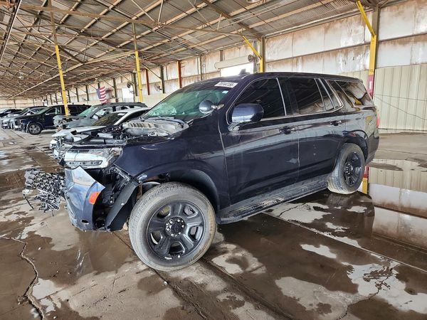 2024 CHEVROLET TAHOE FL — Front 3/4