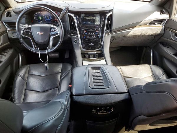 2018 CADILLAC ESCALADE ESV Platinum — CKPT