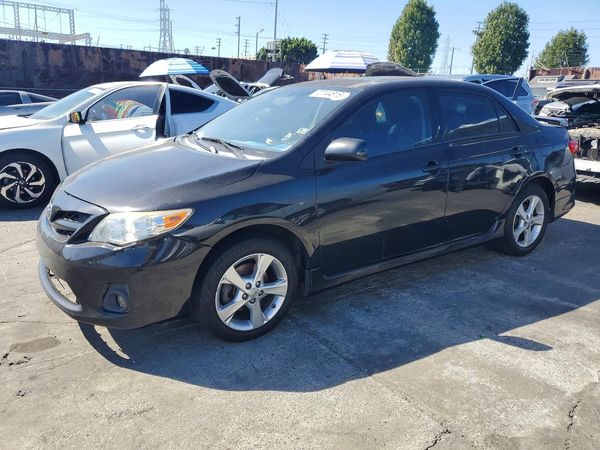 2012 TOYOTA COROLLA — Front 3/4