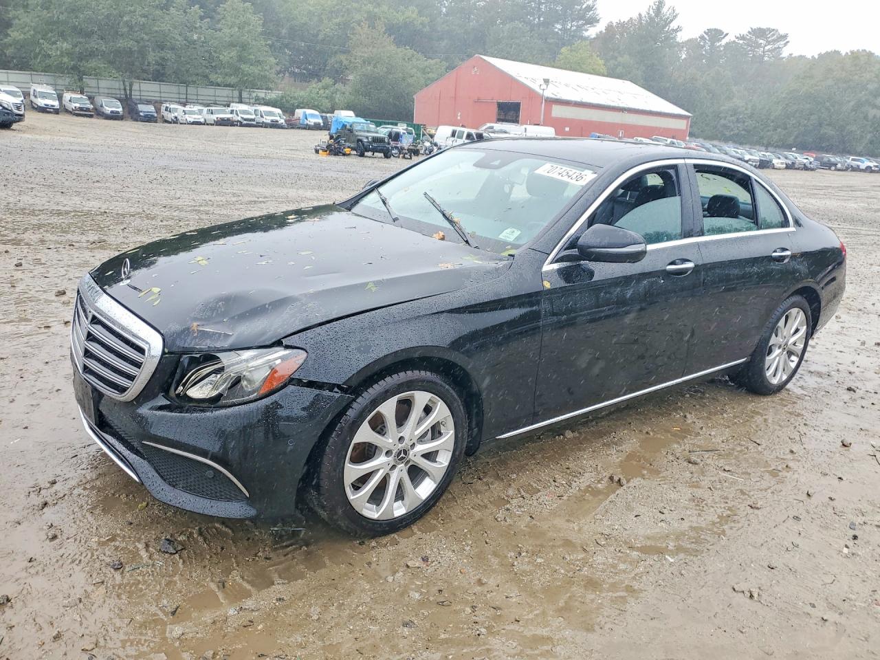 2018 MERCEDES-BENZ E-CLASS E300-4M — Front 3/4