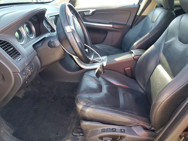 2013 VOLVO XC60 — DENT