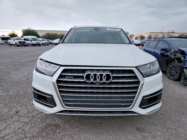 2017 AUDI Q7 quattro Premium Plus — DIRF
