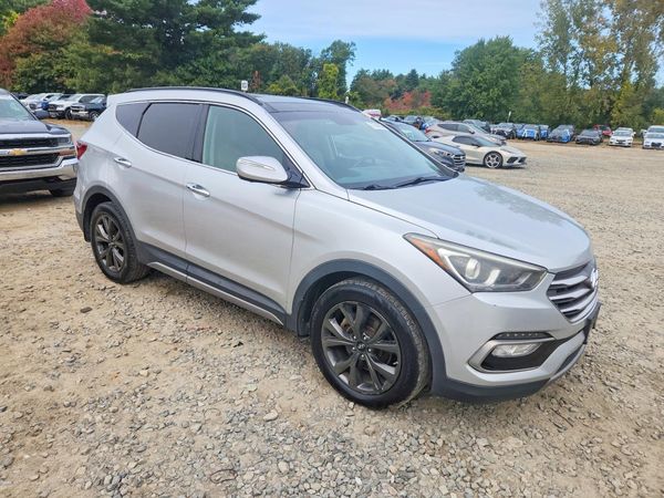 2017 HYUNDAI SANTA FE — Passenger 3/4