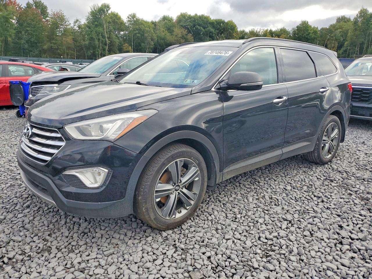 2016 HYUNDAI SANTA FE GLS — Front 3/4