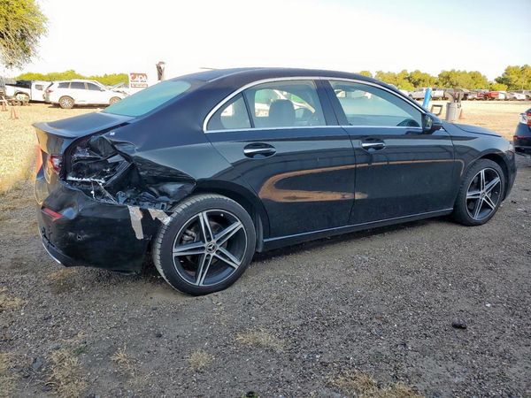 2019 MERCEDES-BENZ A