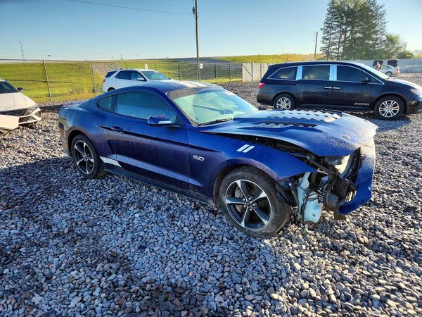 2018 FORD MUSTANG GT Coupe — Passenger 3/4
